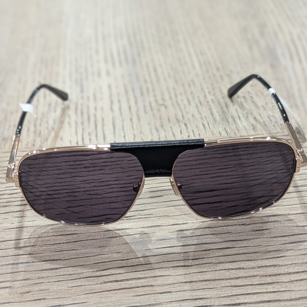 $620 Mens Authentic TOM FORD 62mm Navigator Sunglasses Gold/Smoke